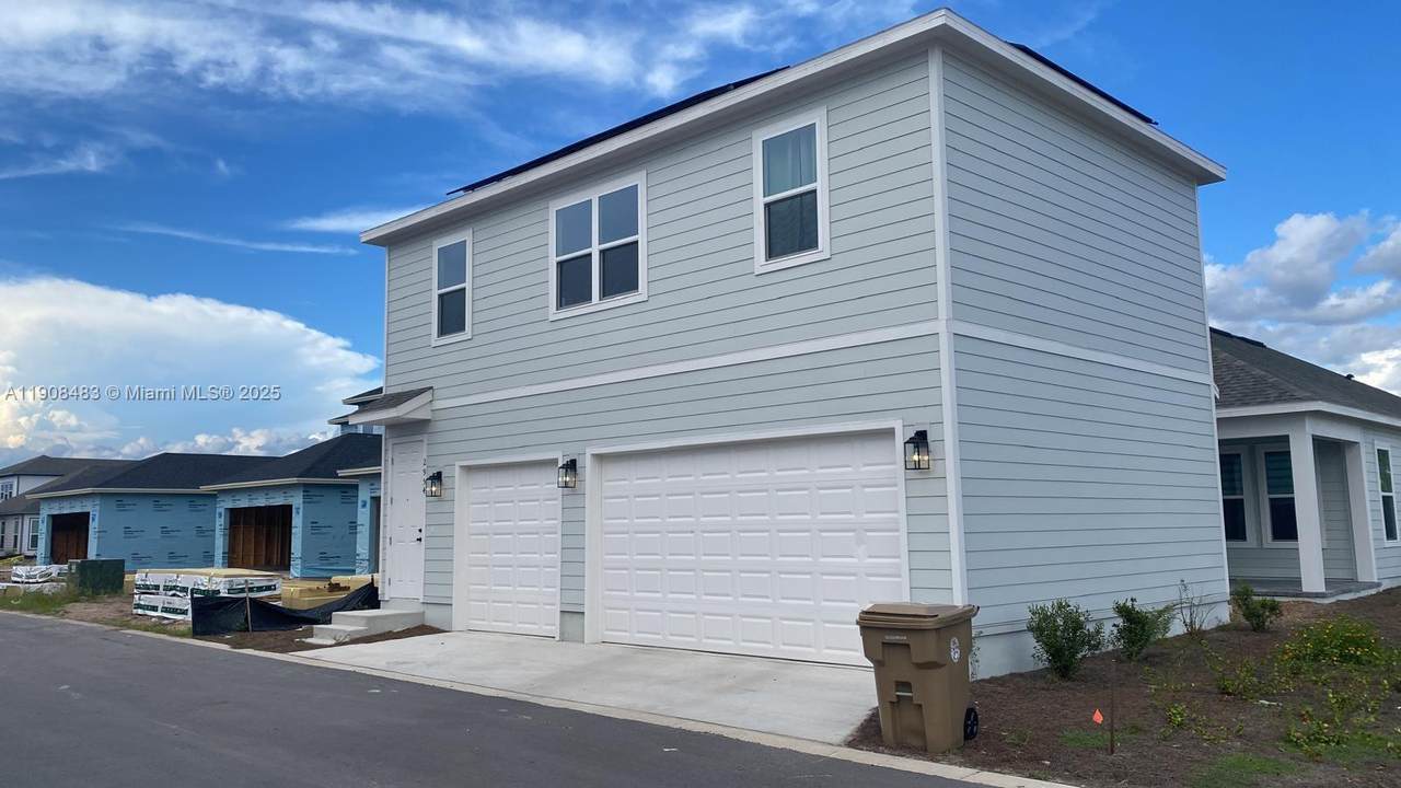 2952 Embark - Photo 1