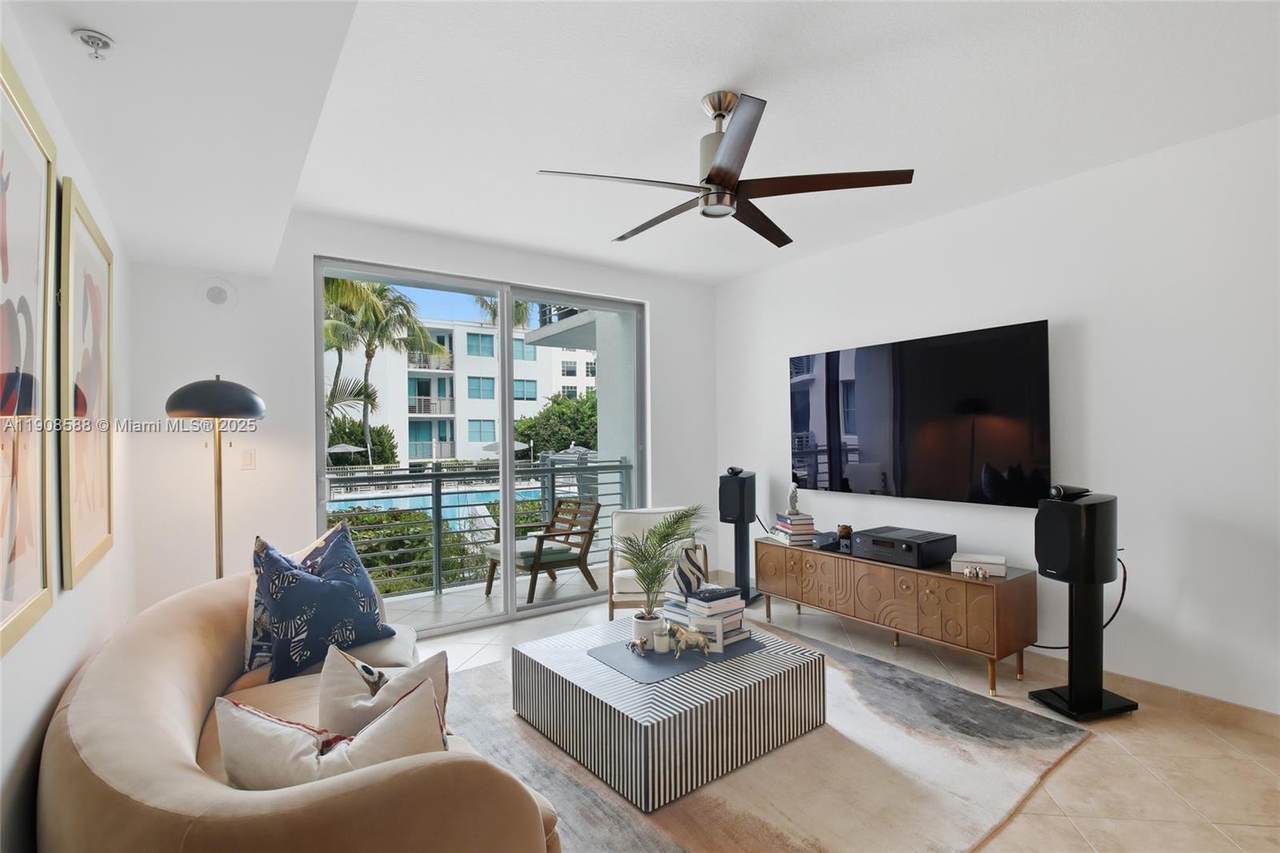 110 Washington Ave - Photo 1