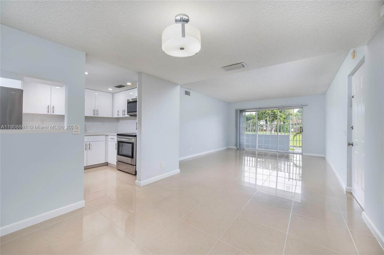https://bt-photos.global.ssl.fastly.net/miami/1280_boomver_1_A11908661-2.jpg