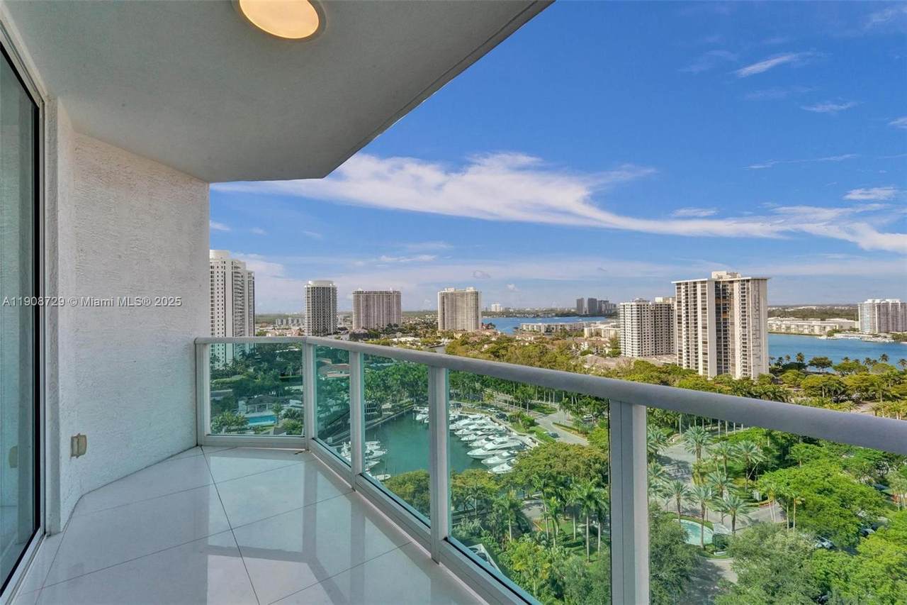 https://bt-photos.global.ssl.fastly.net/miami/1280_boomver_1_A11908729-2.jpg
