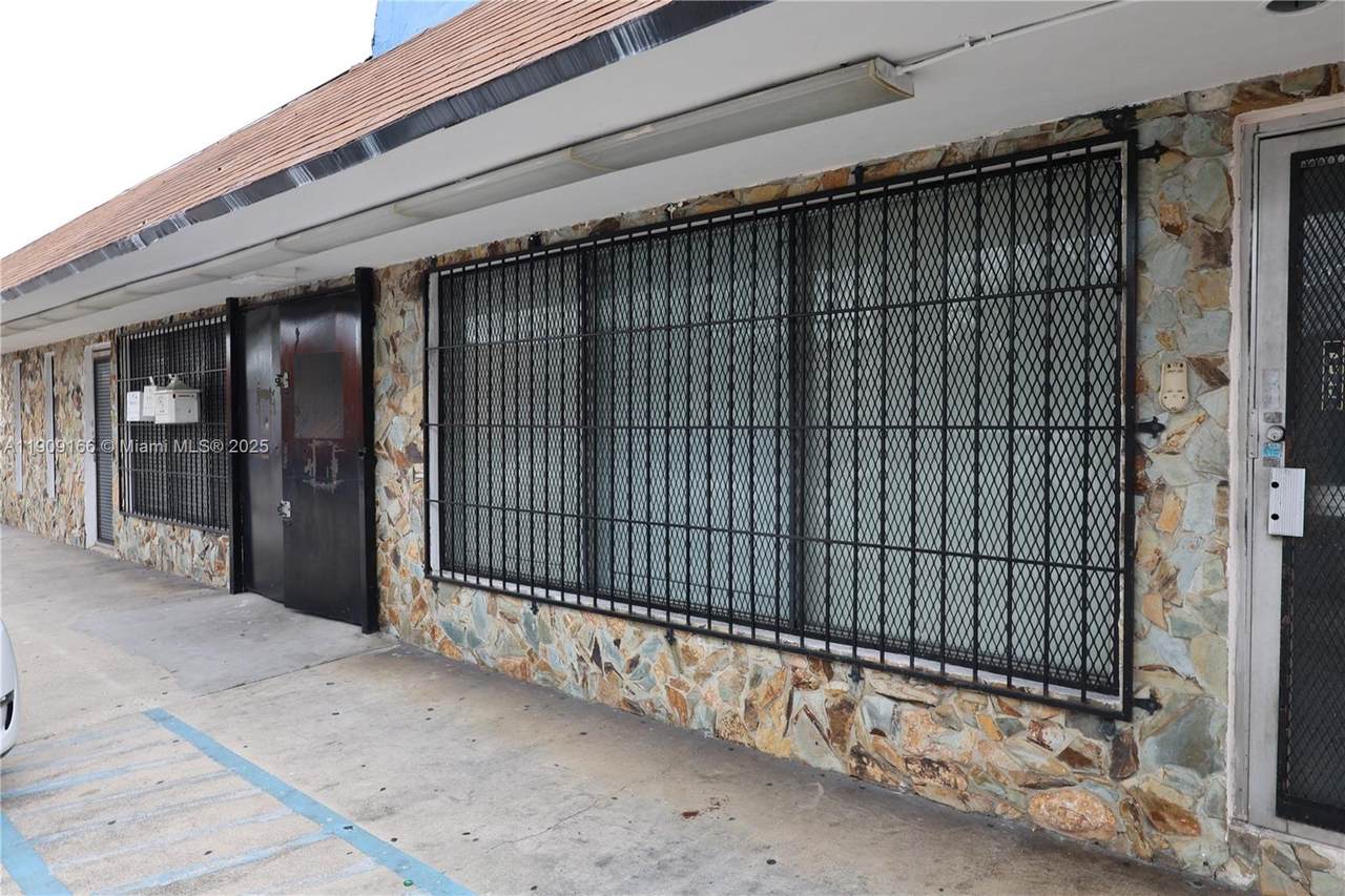 4634 27th Ave - Photo 1