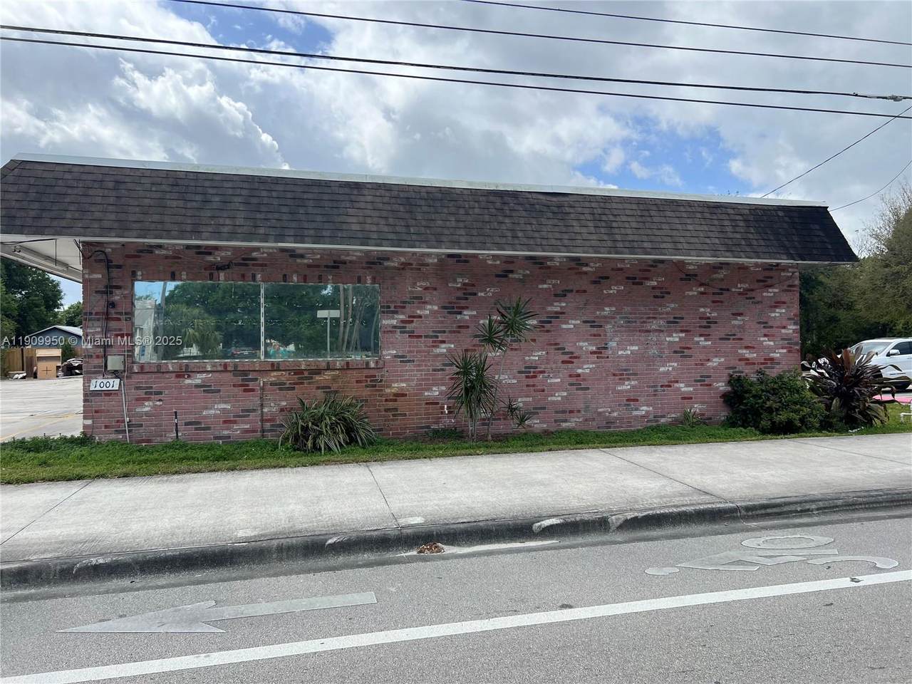 https://bt-photos.global.ssl.fastly.net/miami/1280_boomver_1_A11909950-2.jpg