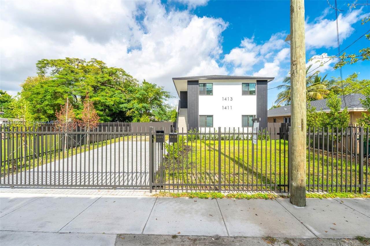 1411 40th St - Photo 1