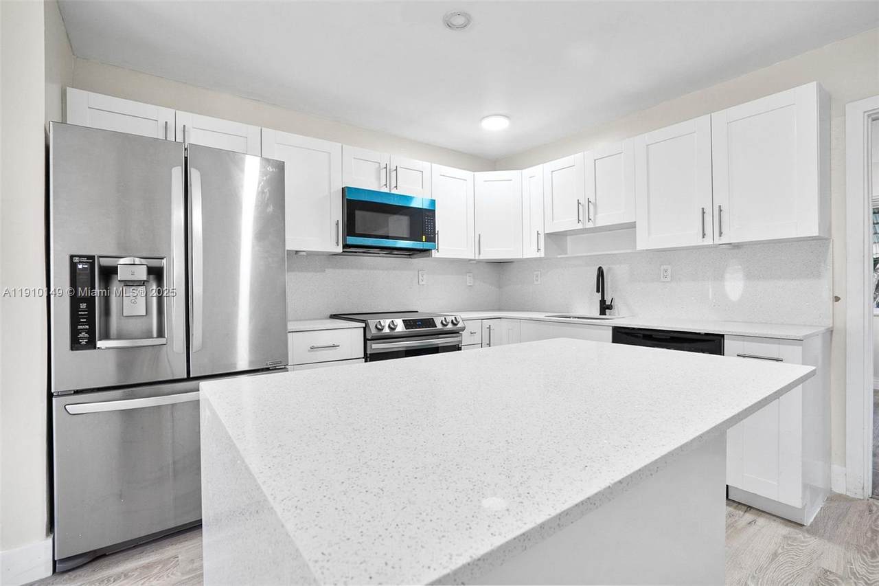 7110 57th Ct - Photo 1