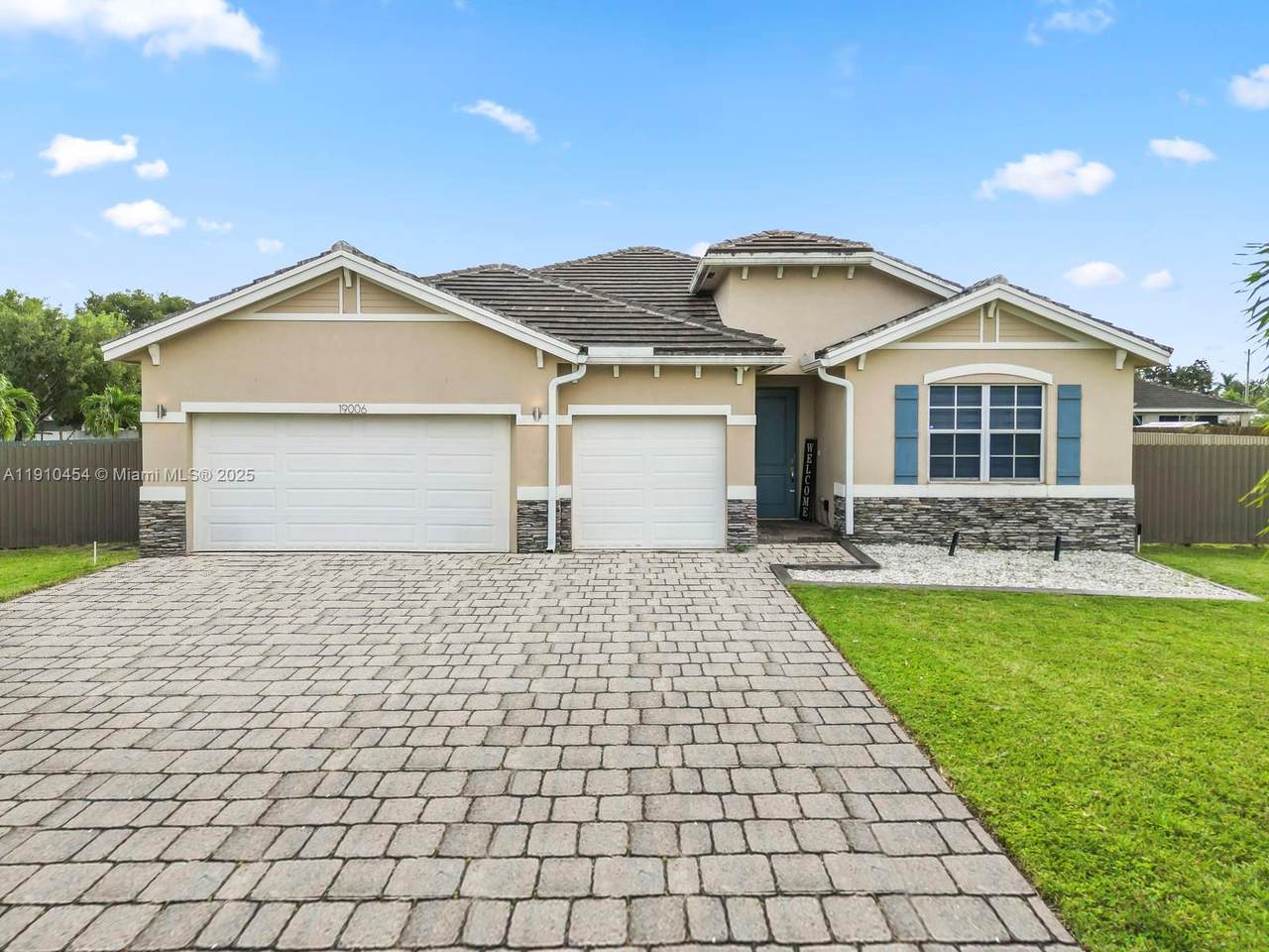 19006 307th St - Photo 1