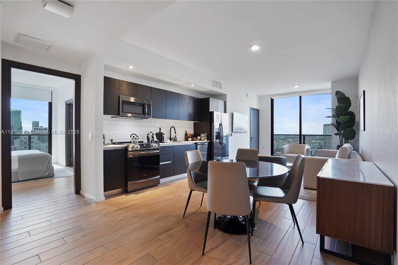 398 5th St - Photo 1