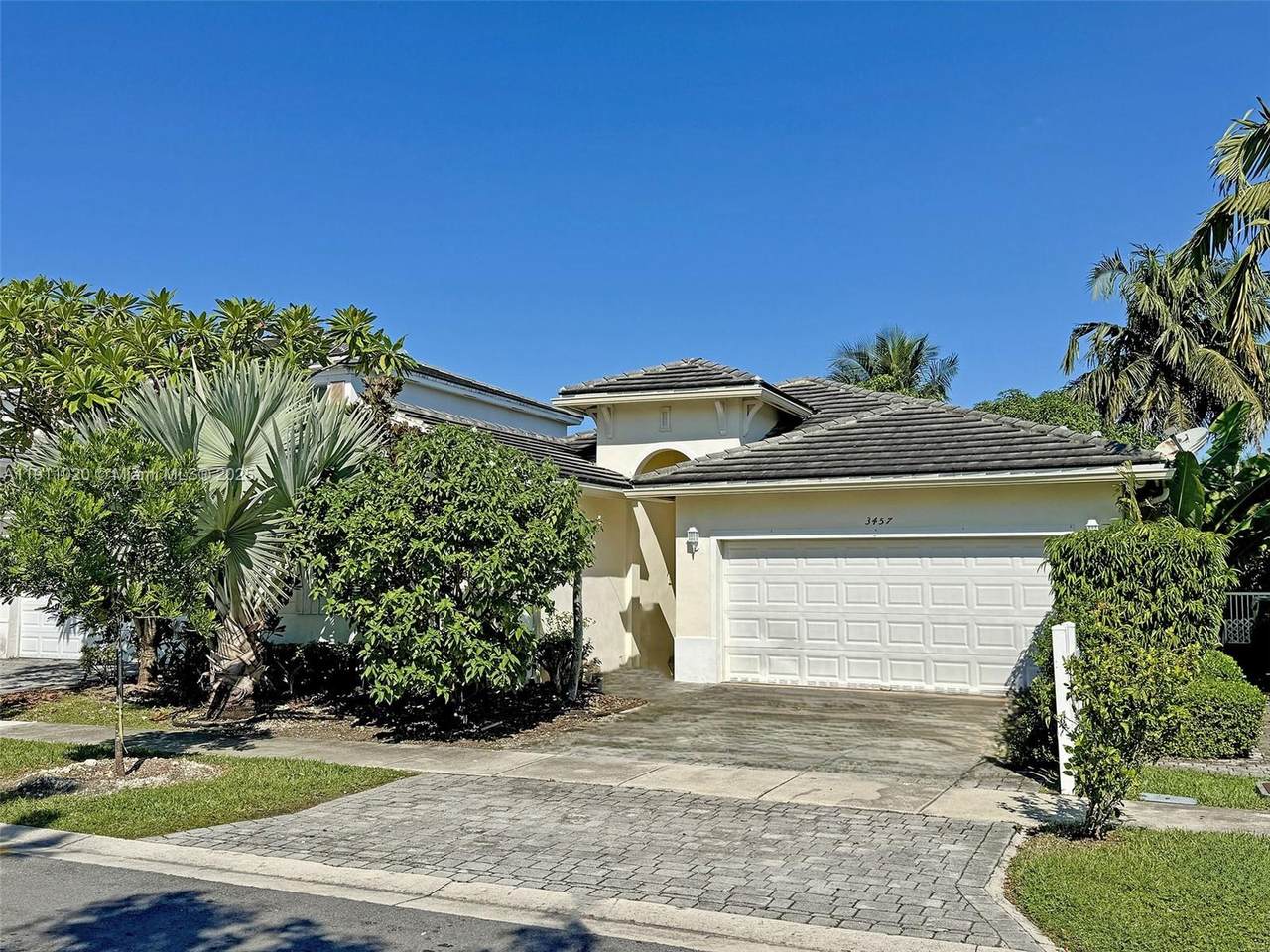 3457 2nd St - Photo 1