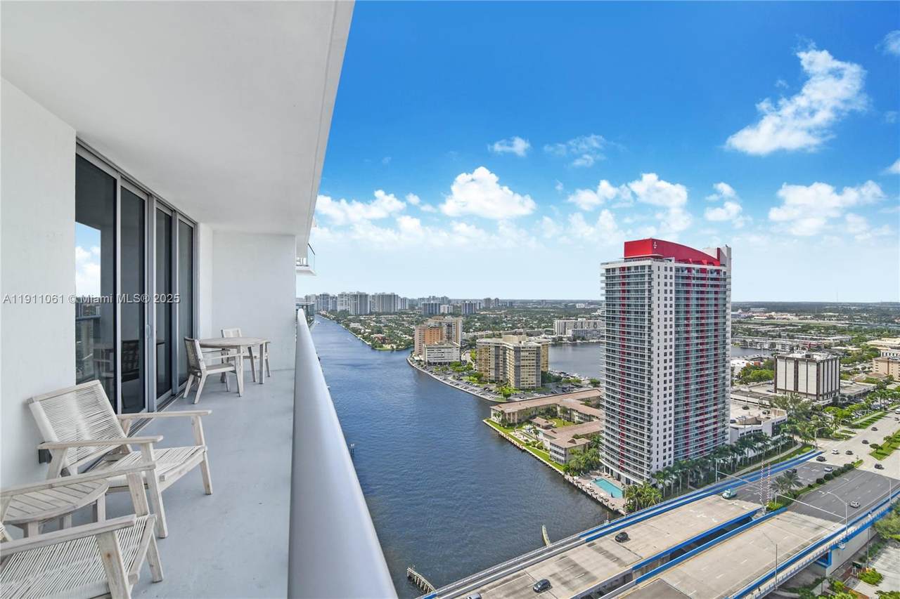 https://bt-photos.global.ssl.fastly.net/miami/1280_boomver_1_A11911061-2.jpg