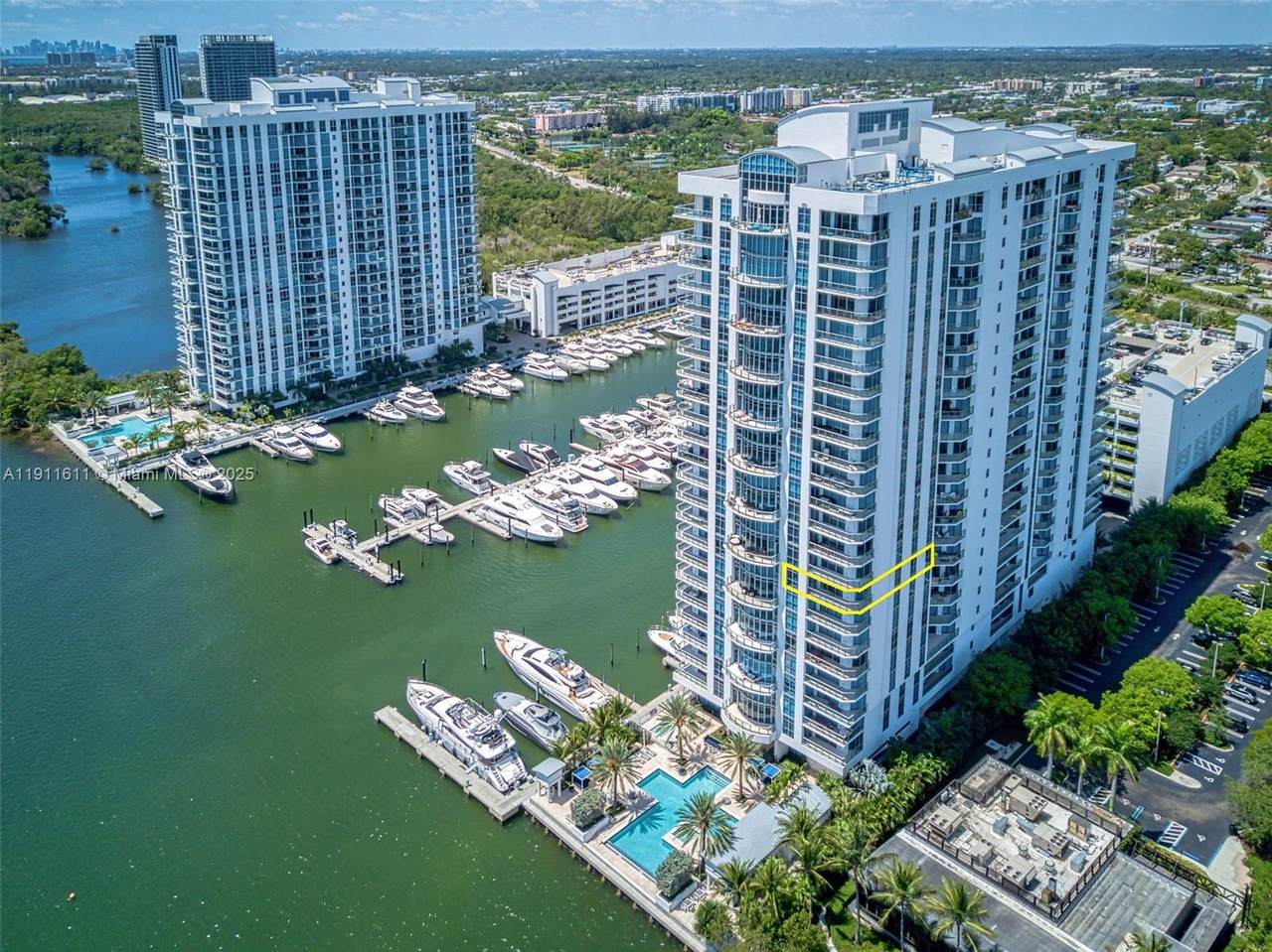 17301 Biscayne Blvd - Photo 1
