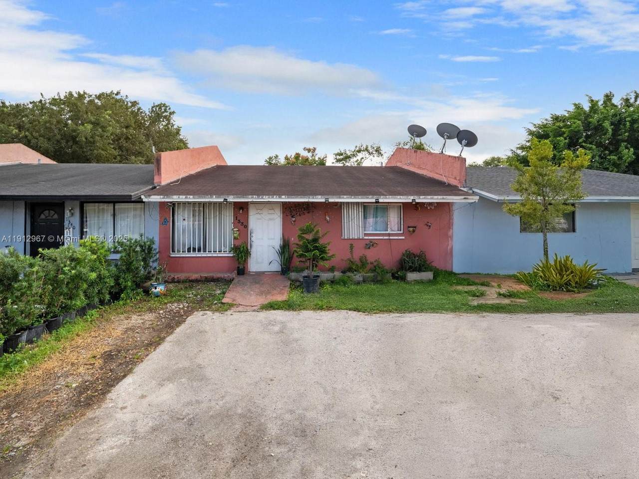 1330 Kia Dr - Photo 1