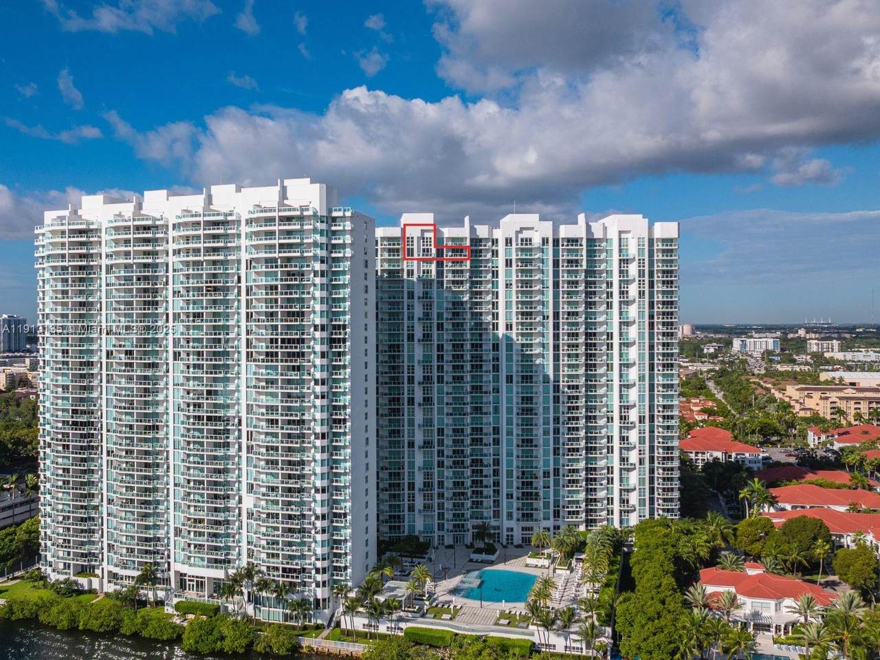 https://bt-photos.global.ssl.fastly.net/miami/1280_boomver_1_A11913135-2.jpg