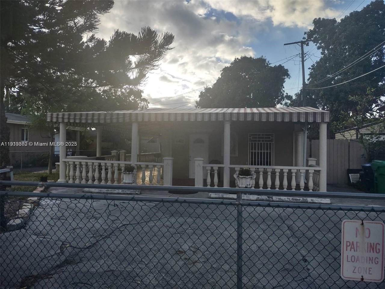 6422 29th Ave - Photo 1