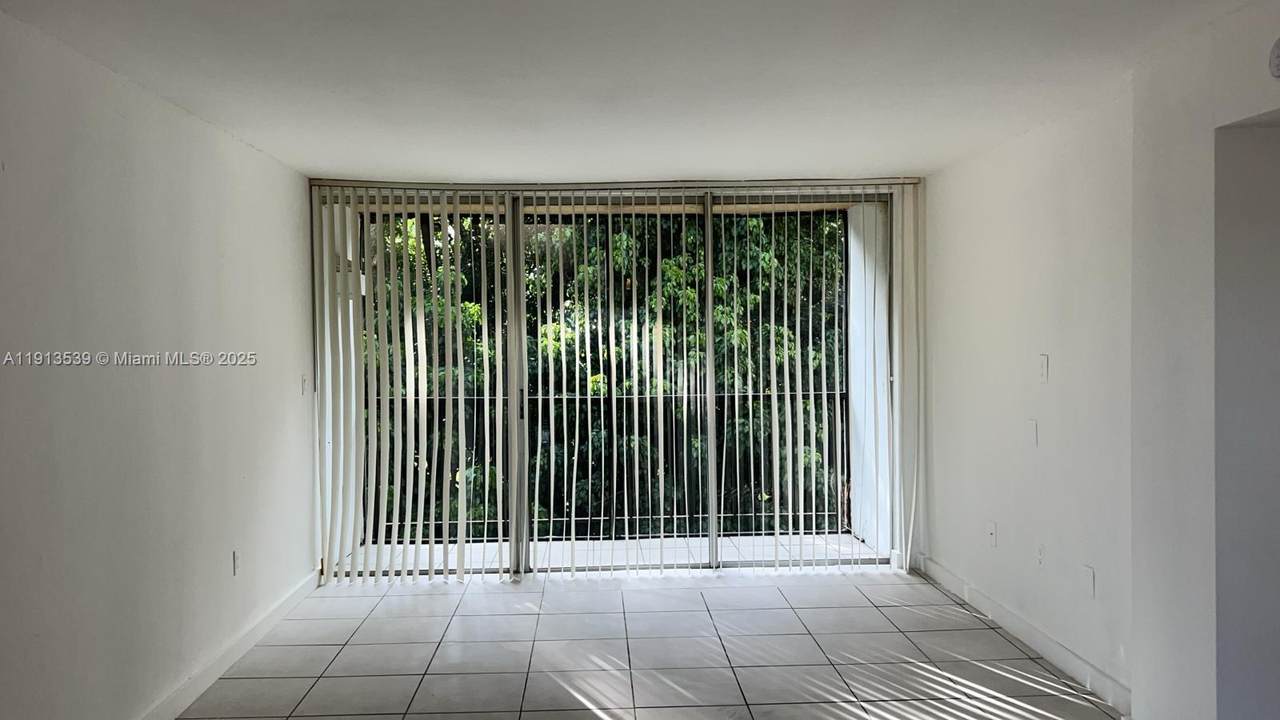 8860 Fontainebleau Blvd - Photo 1