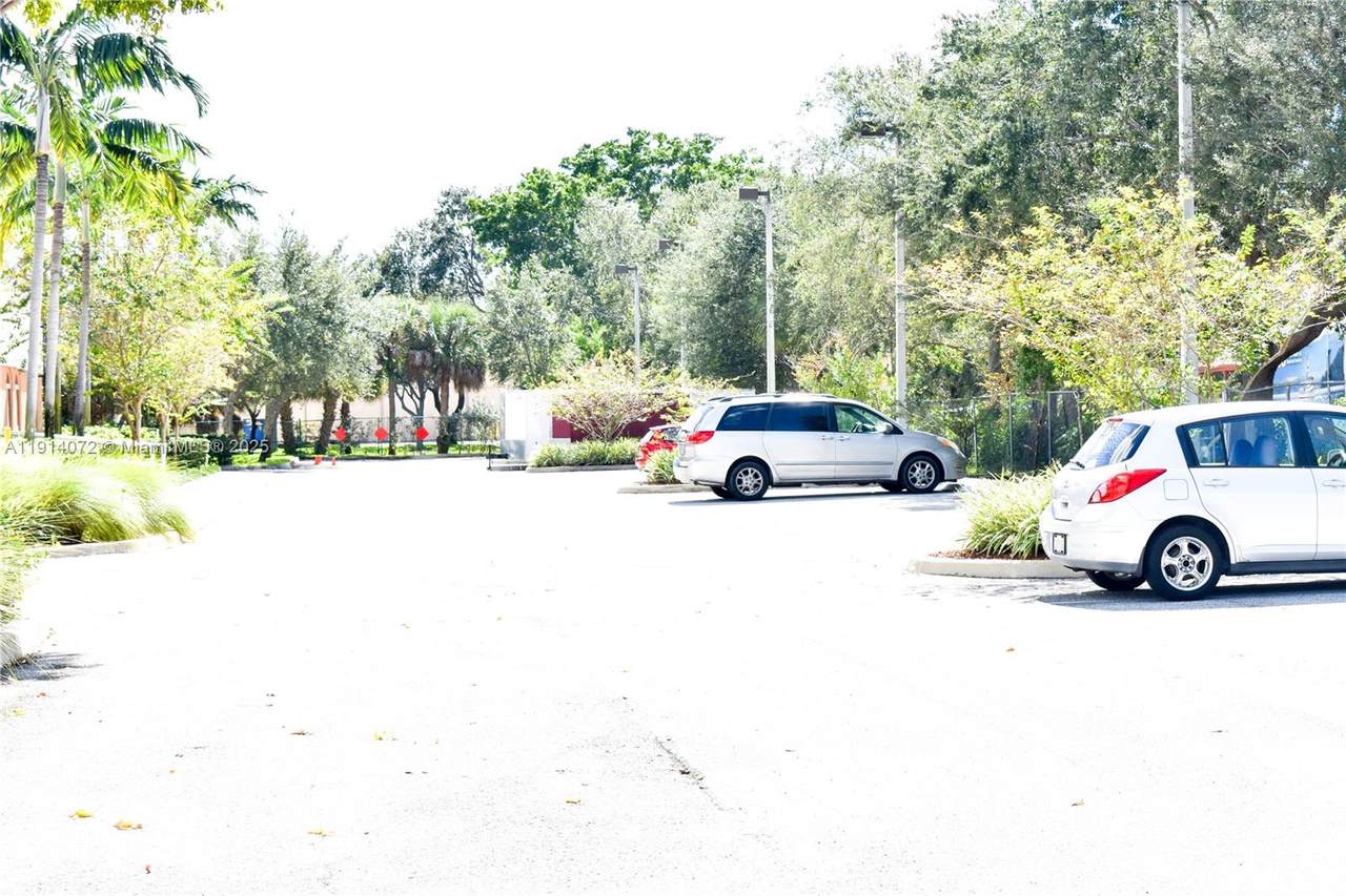 https://bt-photos.global.ssl.fastly.net/miami/1280_boomver_1_A11914072-2.jpg