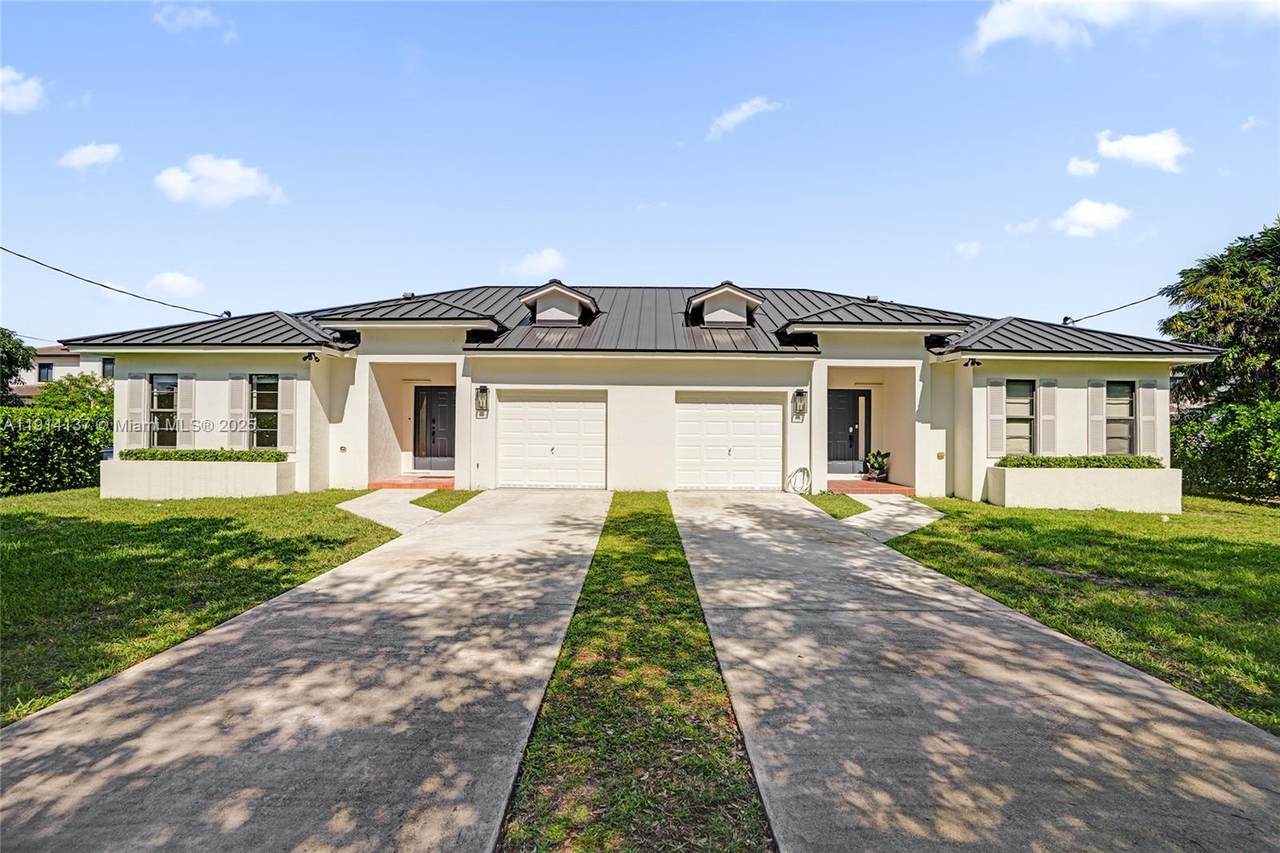 8371 122nd St - Photo 1