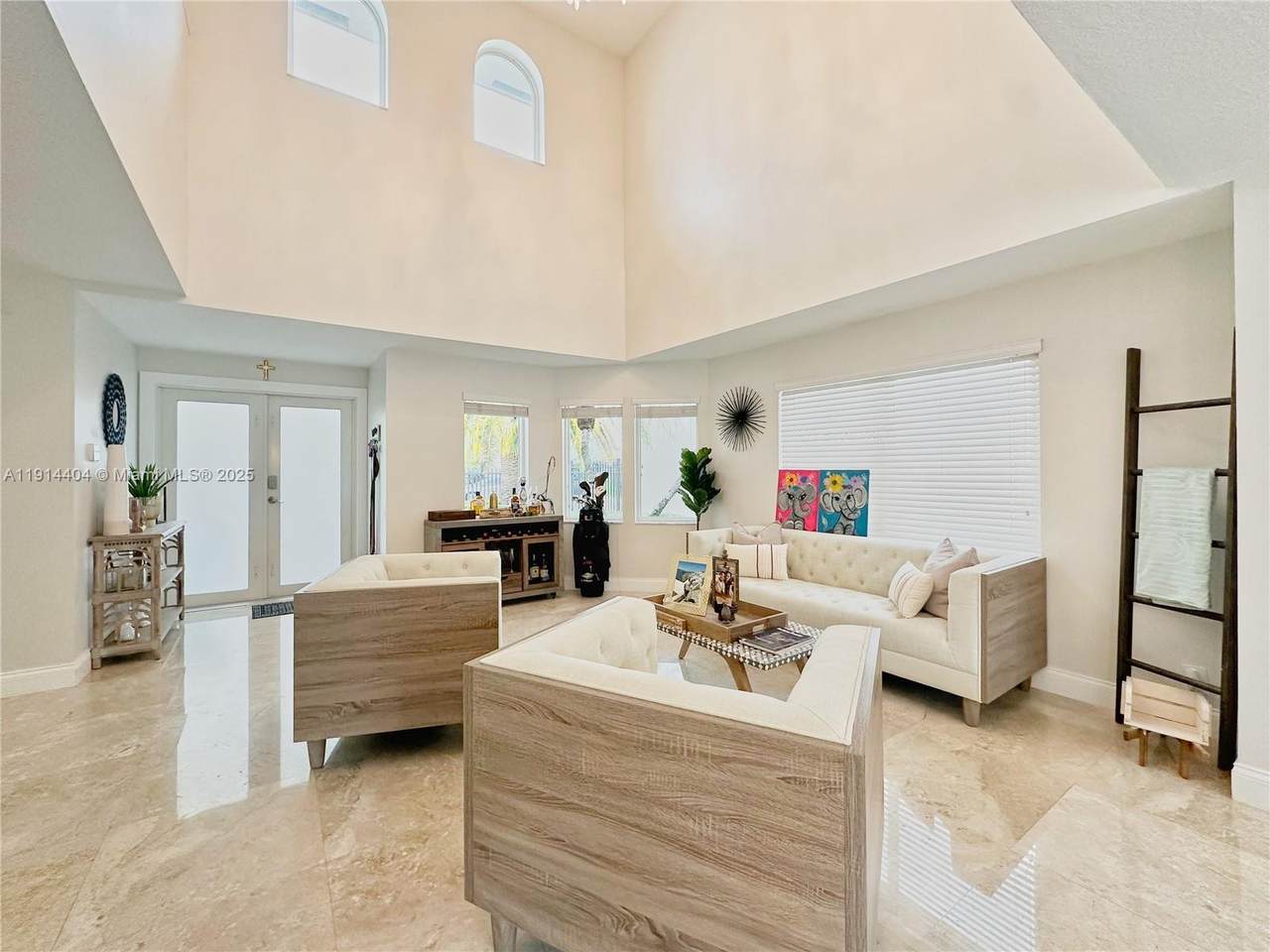 10620 67th St - Photo 1