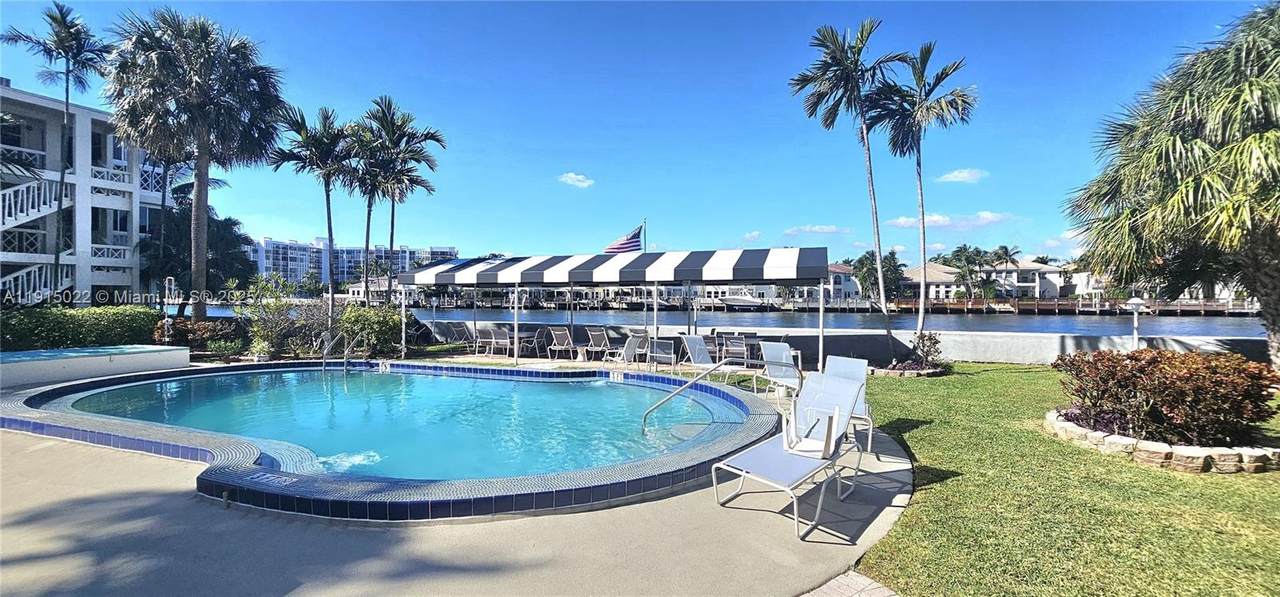 2400 Ocean Dr - Photo 1