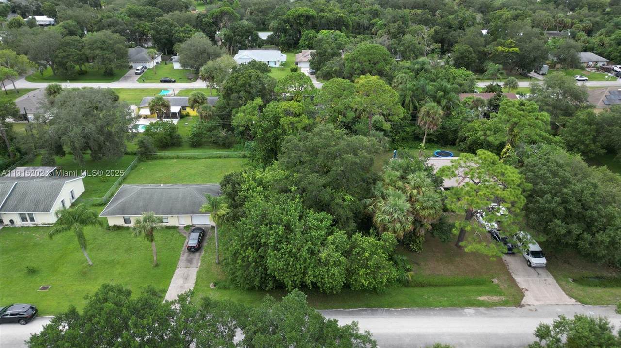 https://bt-photos.global.ssl.fastly.net/miami/1280_boomver_1_A11915202-2.jpg