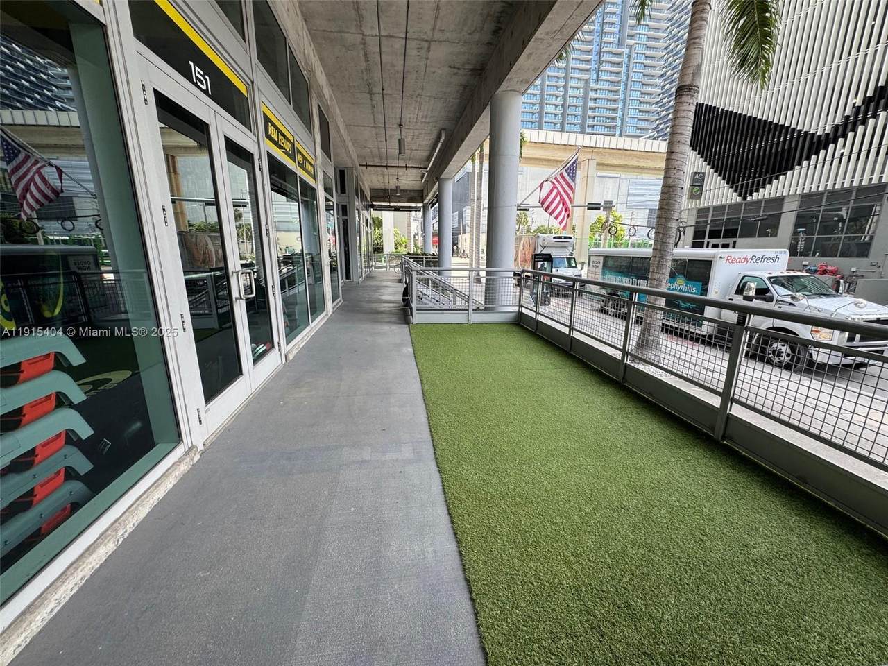 https://bt-photos.global.ssl.fastly.net/miami/1280_boomver_1_A11915404-2.jpg