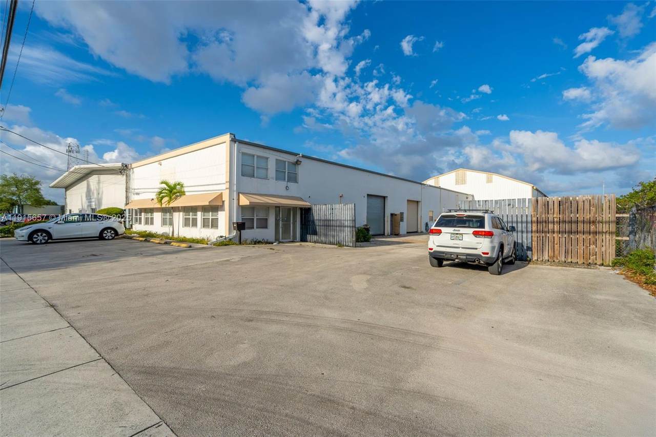 1226 23rd Ave - Photo 1