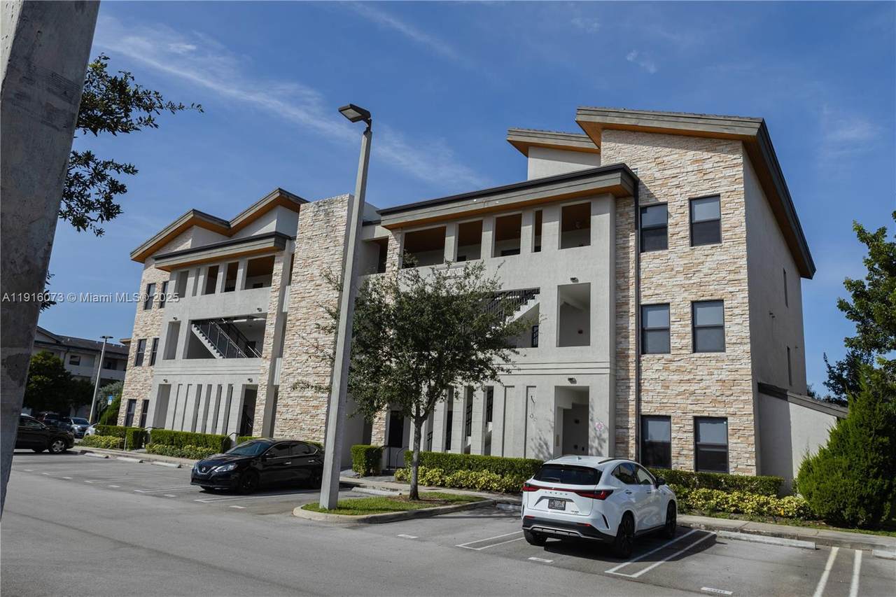 8039 104th Ave - Photo 1