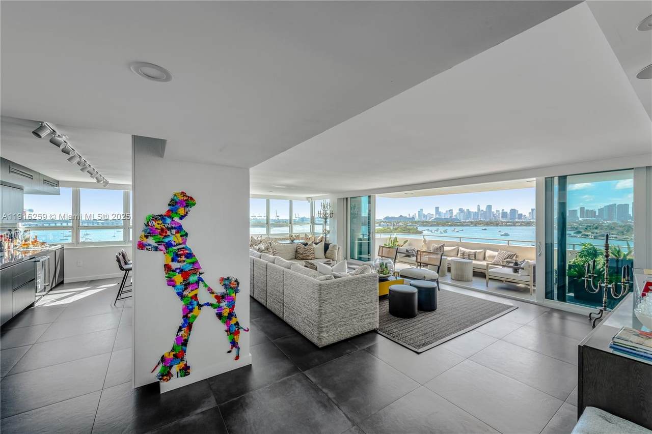 https://bt-photos.global.ssl.fastly.net/miami/1280_boomver_1_A11916259-2.jpg