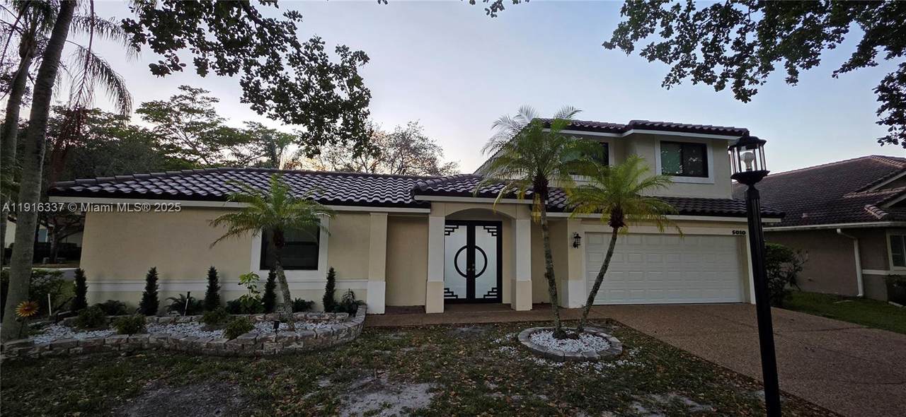 5010 Perignon Way - Photo 1