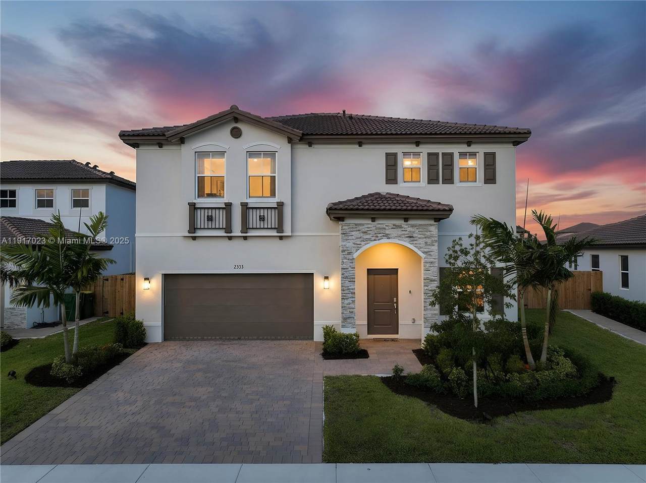 2333 28th Ct - Photo 1