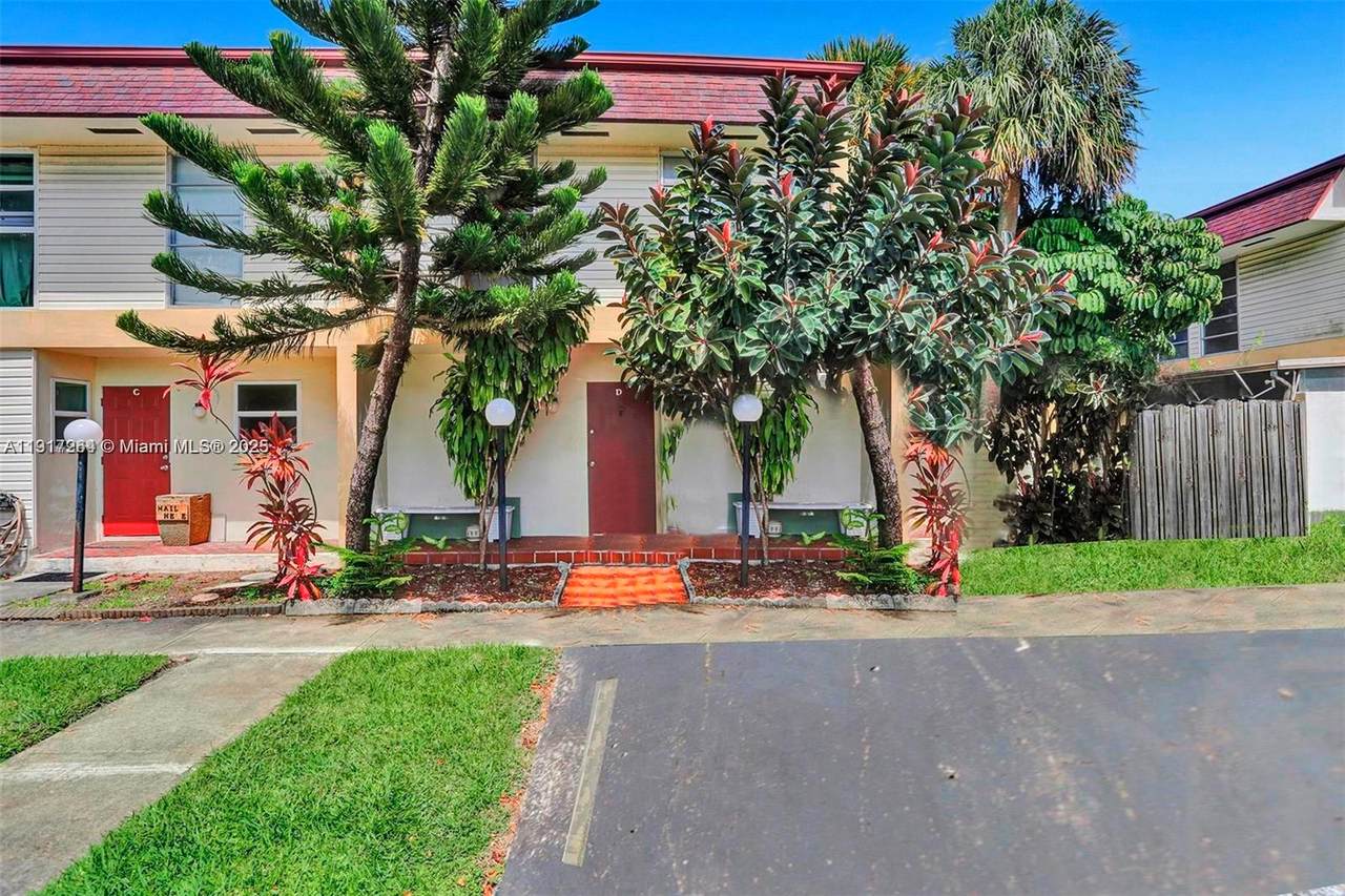 2701 34th Ave - Photo 1