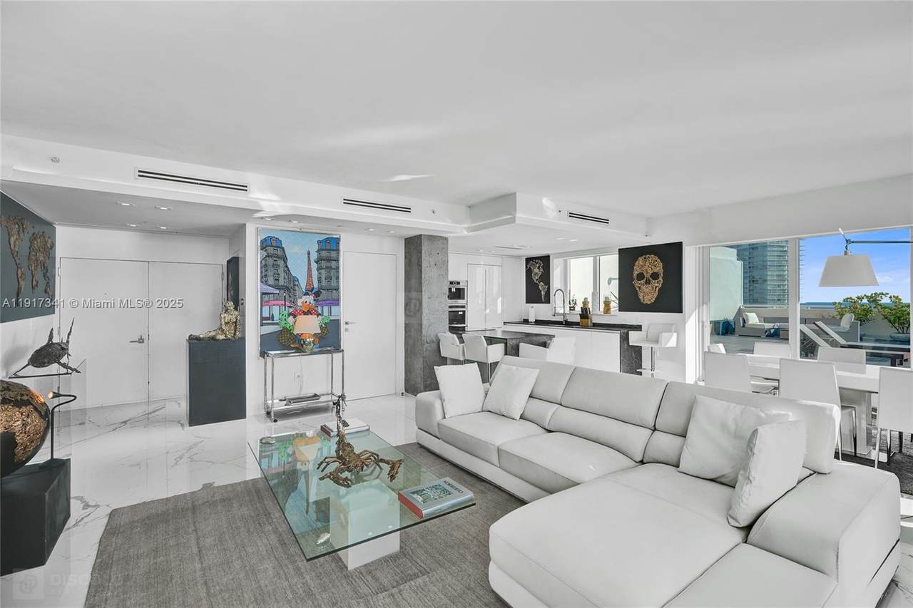 https://bt-photos.global.ssl.fastly.net/miami/1280_boomver_1_A11917341-2.jpg