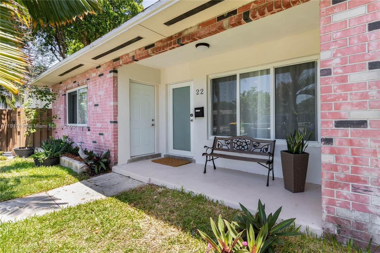 22 13th Ter - Photo 1