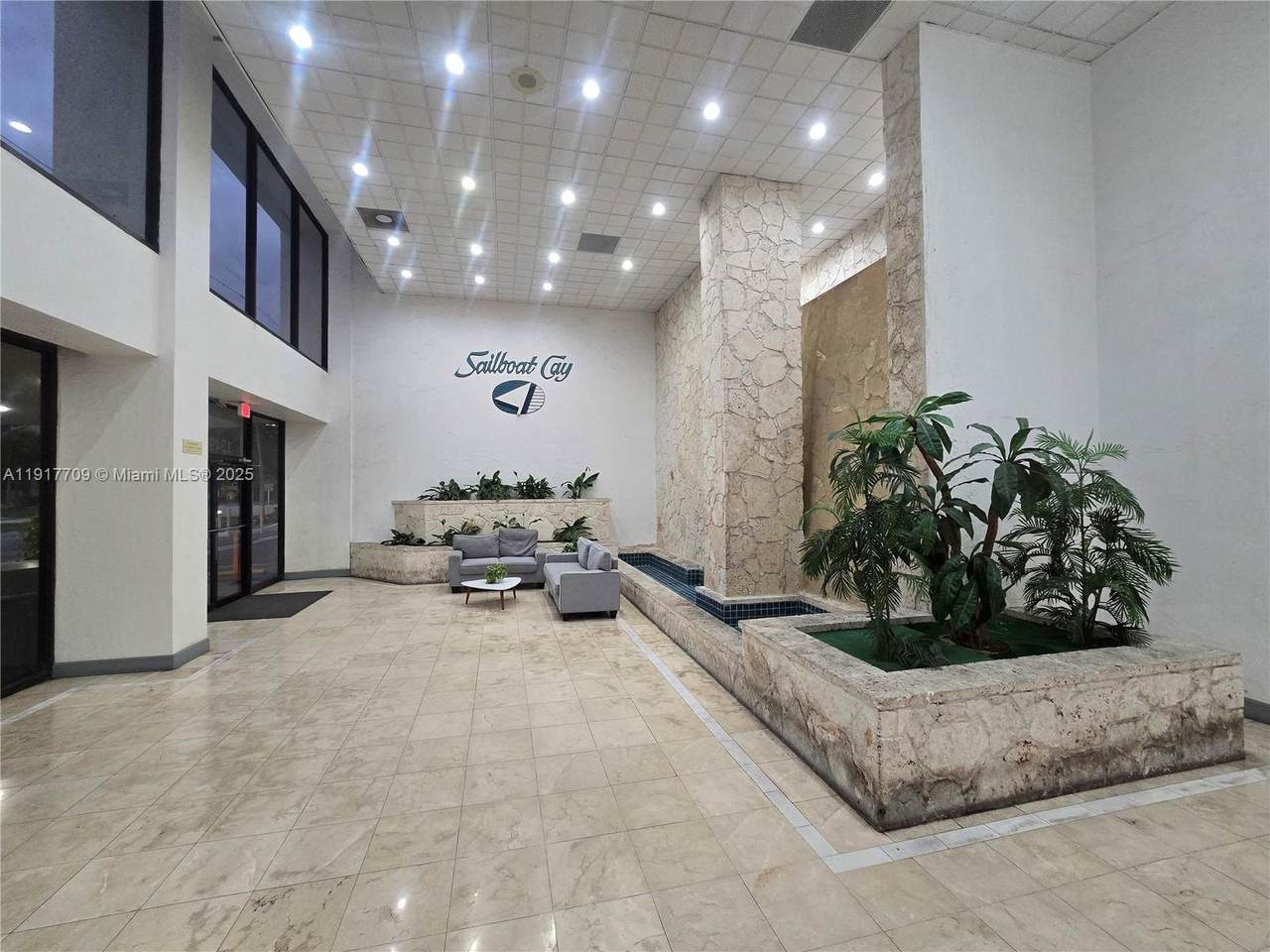 13499 Biscayne Blvd - Photo 1