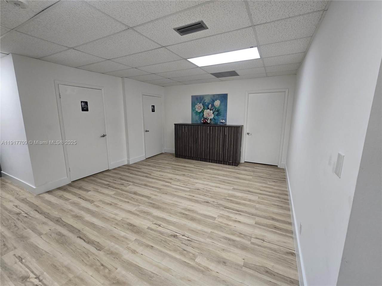 https://bt-photos.global.ssl.fastly.net/miami/1280_boomver_1_A11917709-2.jpg