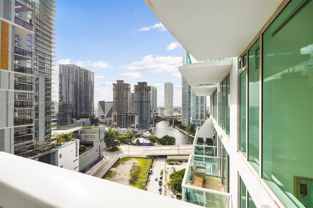 https://bt-photos.global.ssl.fastly.net/miami/1280_boomver_1_A11917791-2.jpg