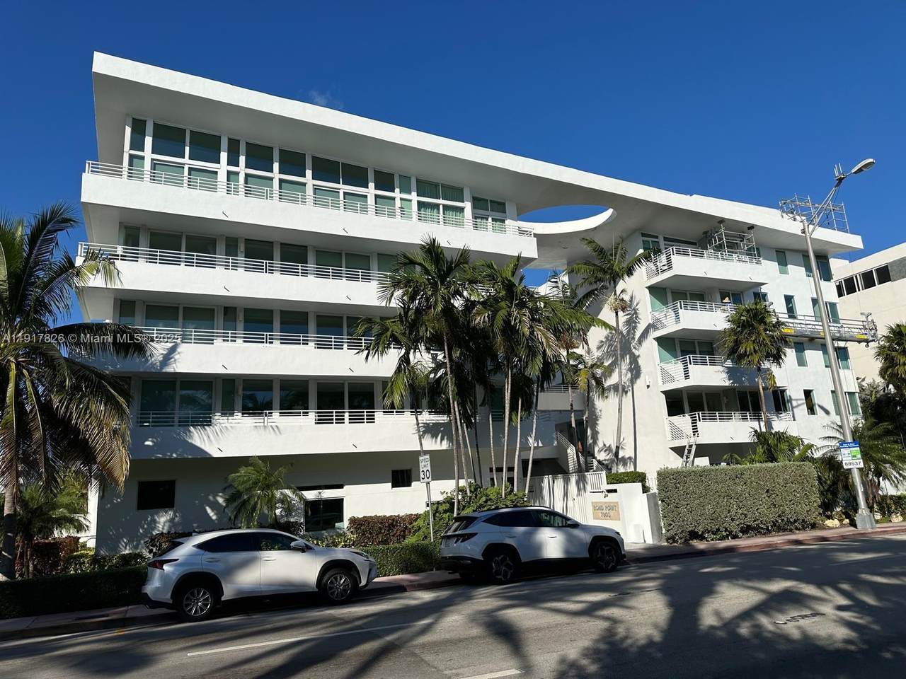 7800 Collins Ave - Photo 1