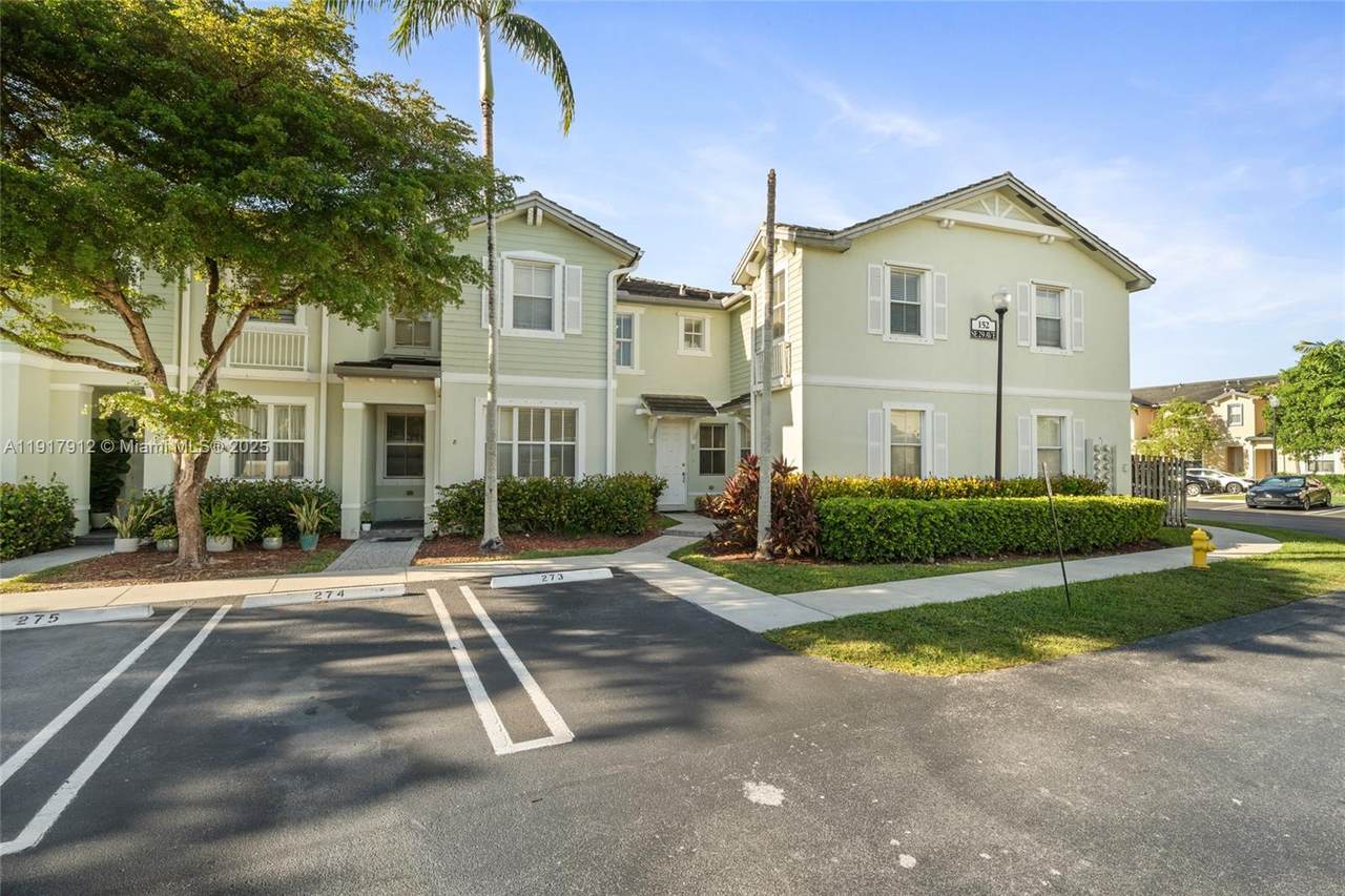 152 29th Ave - Photo 1