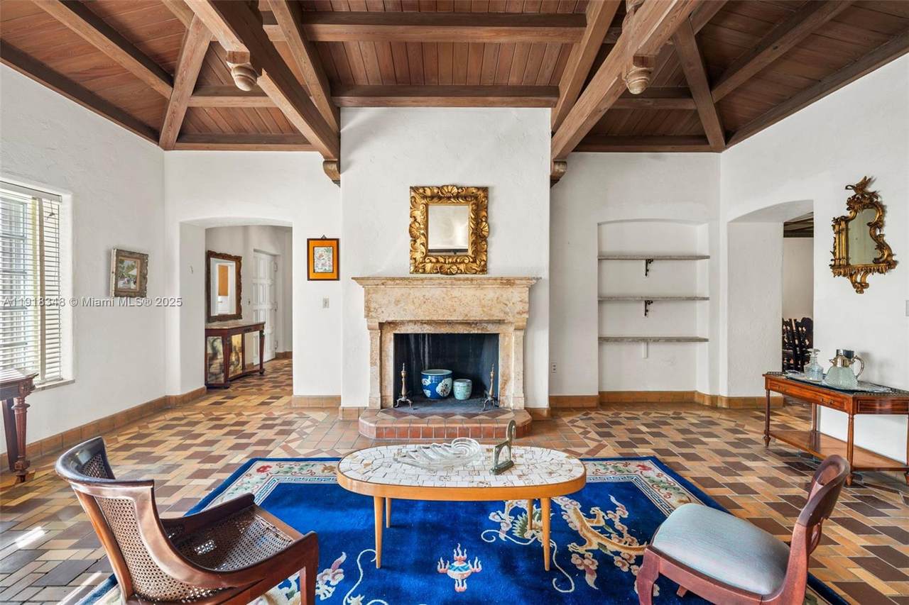 3586 Flamingo Dr - Photo 1