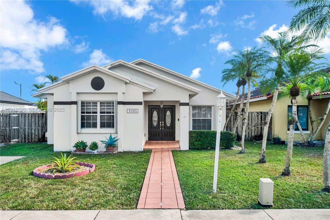 11365 143rd Ct - Photo 1