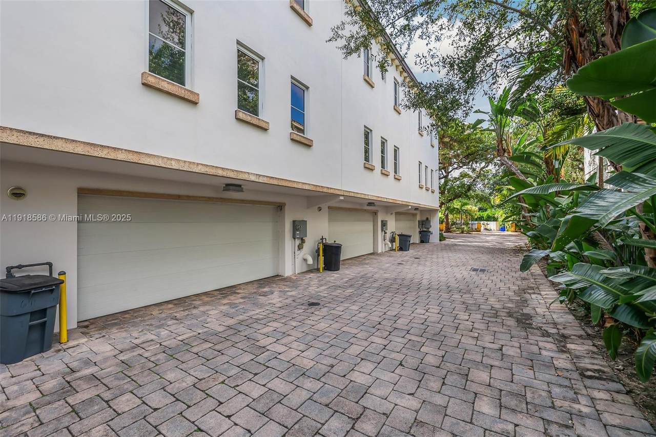 https://bt-photos.global.ssl.fastly.net/miami/1280_boomver_1_A11918586-2.jpg