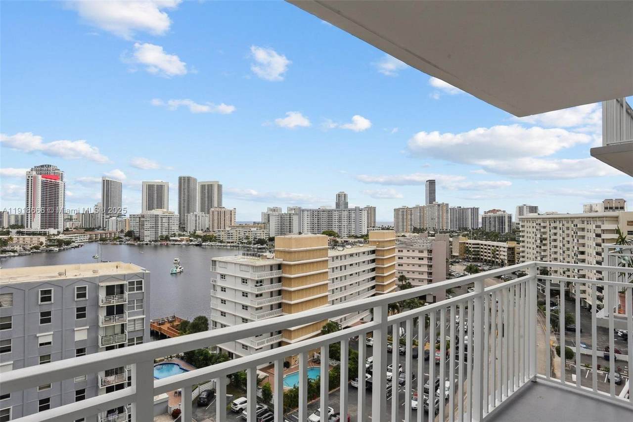 https://bt-photos.global.ssl.fastly.net/miami/1280_boomver_1_A11918666-2.jpg