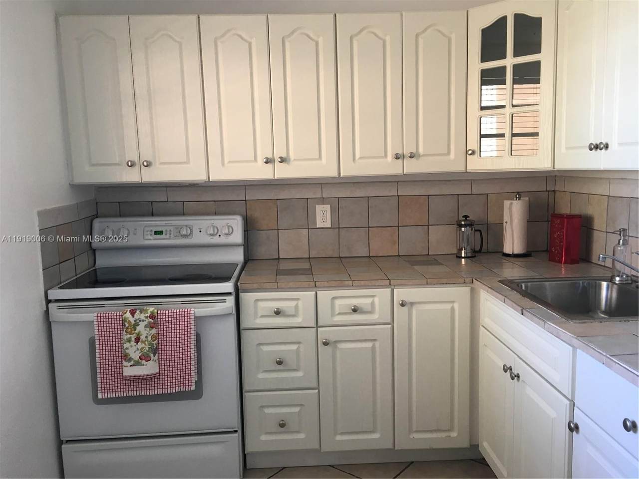 16400 17th Ave - Photo 1