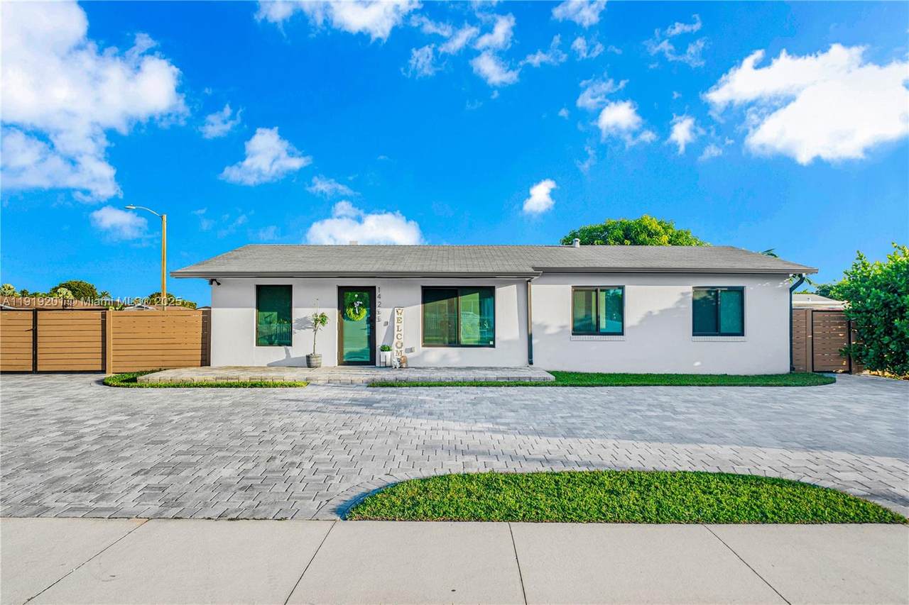 14265 105th Ct - Photo 1