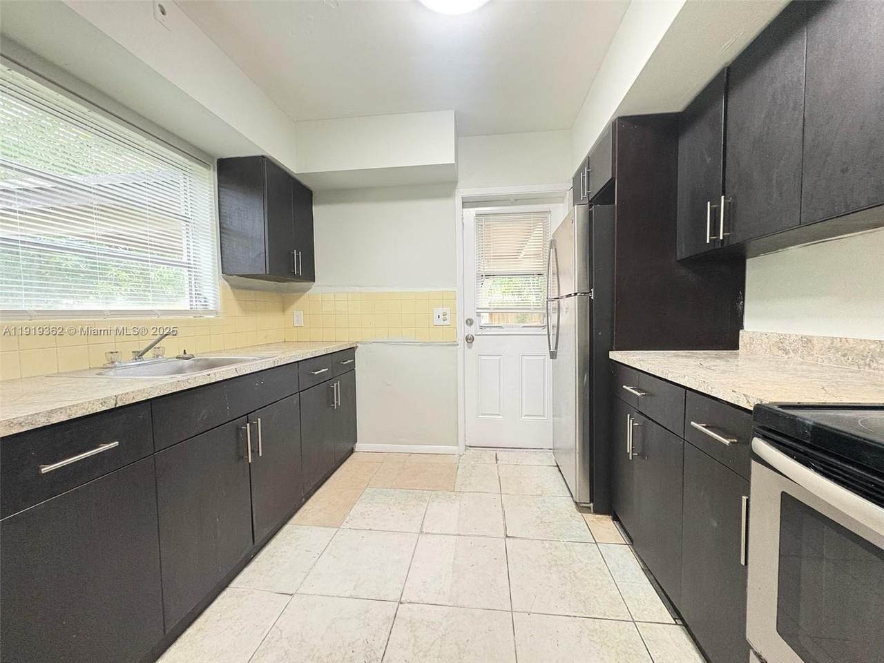 1900 12th Ave - Photo 1