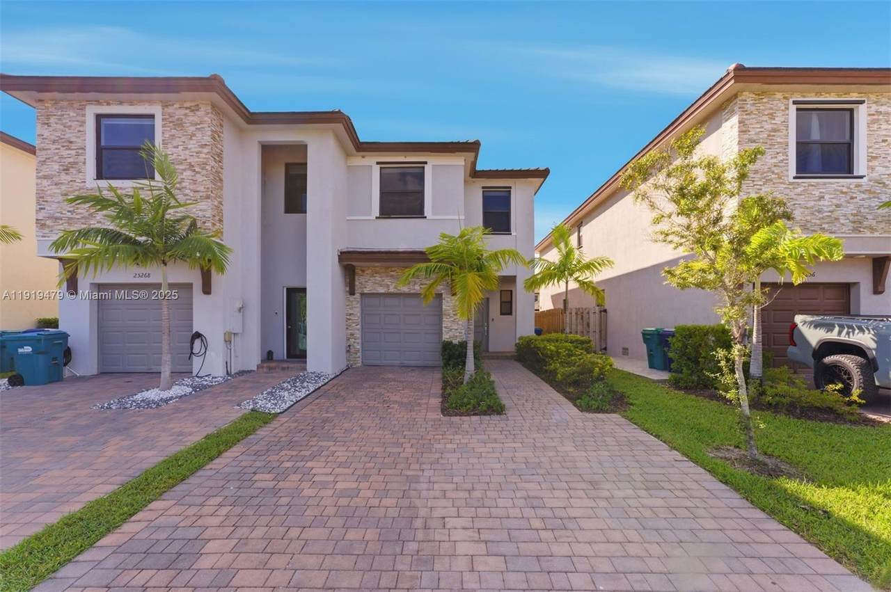 25266 107th Ave - Photo 1