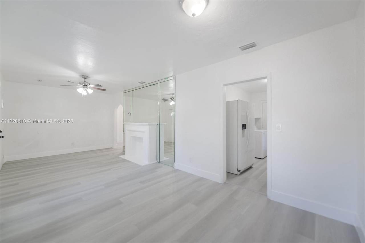 1250 43rd St - Photo 1