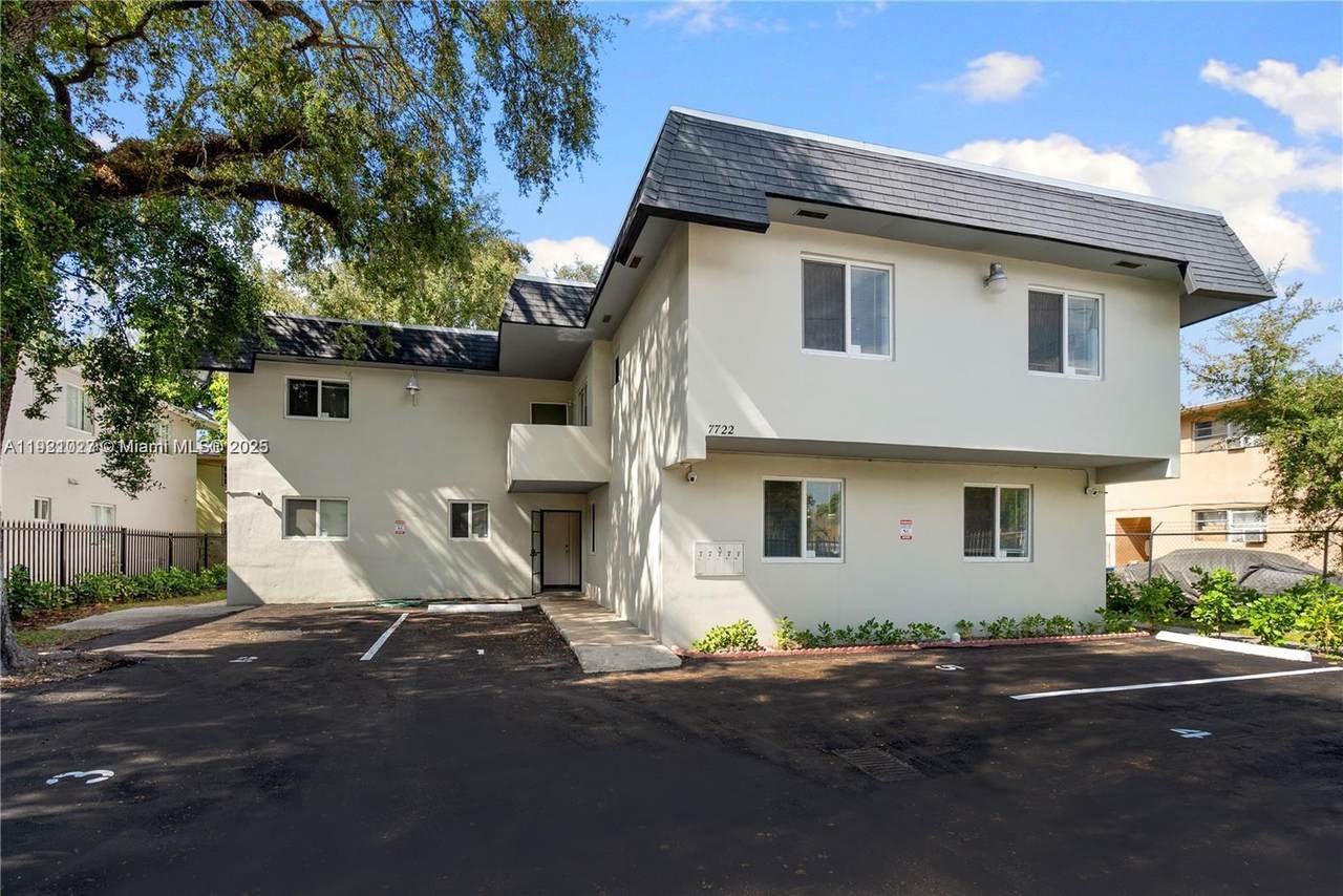 7722 3rd Ct - Photo 1