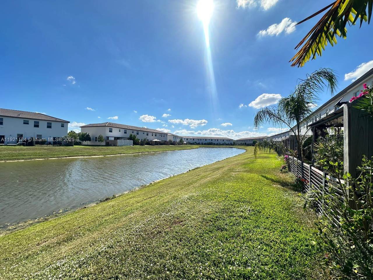 12641 23rd Pl - Photo 1