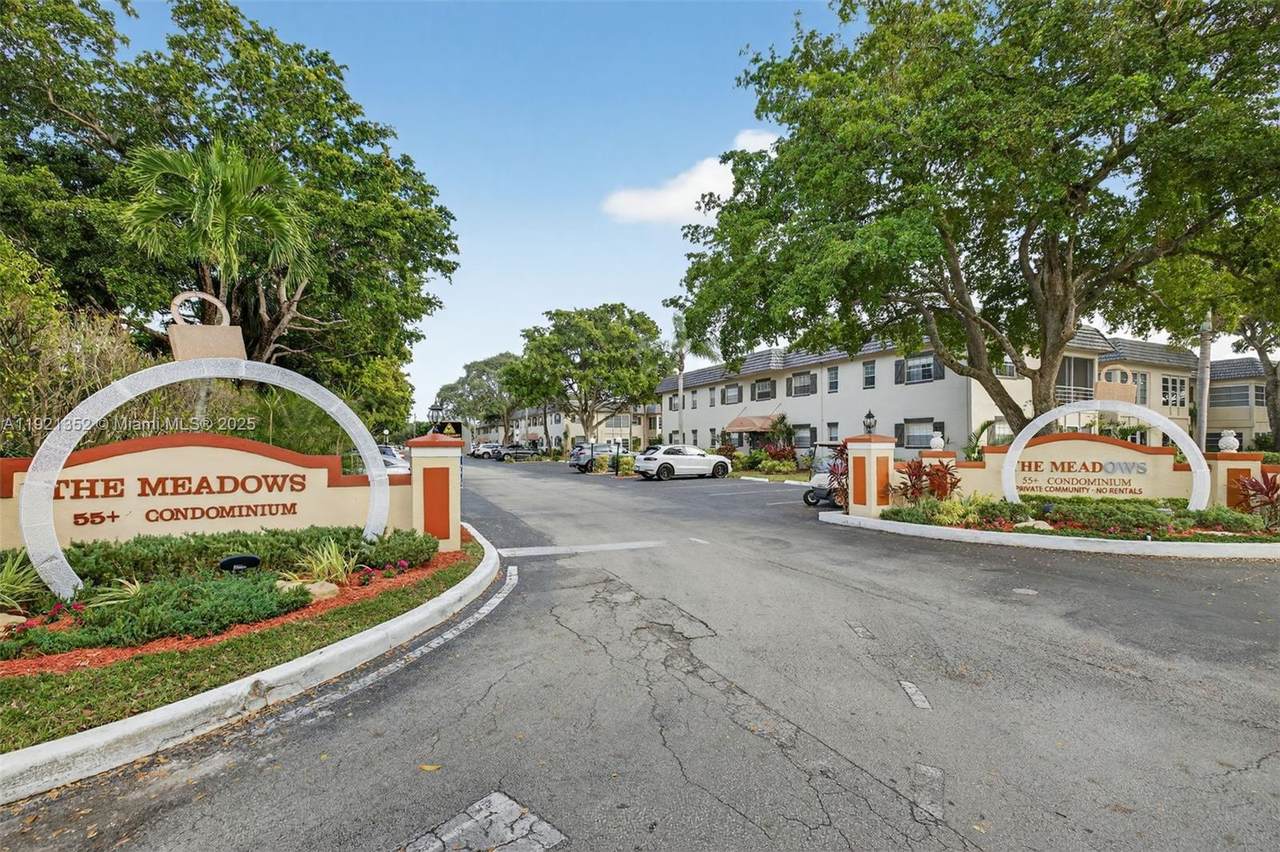 5681 2nd Ct - Photo 1