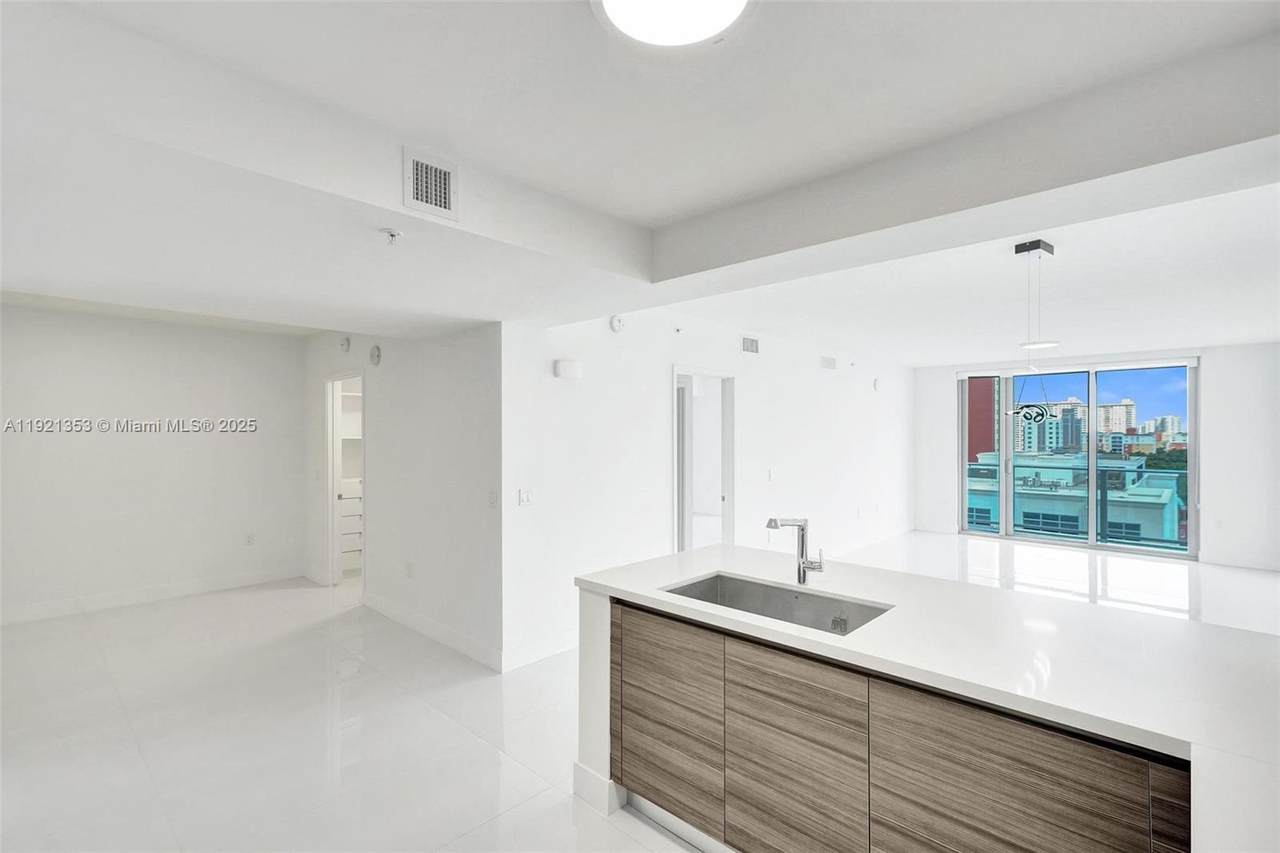 https://bt-photos.global.ssl.fastly.net/miami/1280_boomver_1_A11921353-2.jpg