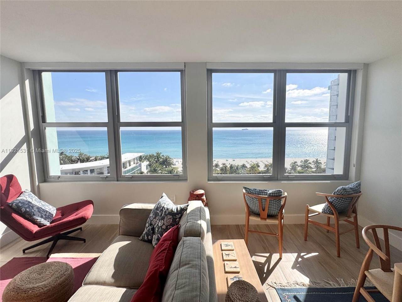 2899 Collins Ave - Photo 1